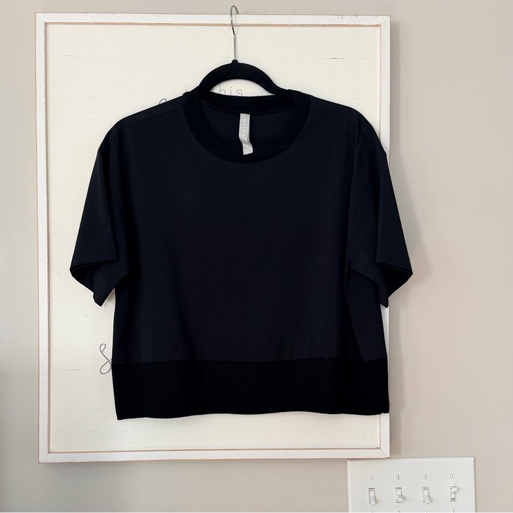 Athleta Zephyr Cropped Lightweight Loose Short Sleeve Ribbed Shirt Black Small - Picture 6 of 15